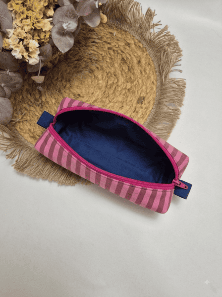 Estuche rayas rosa