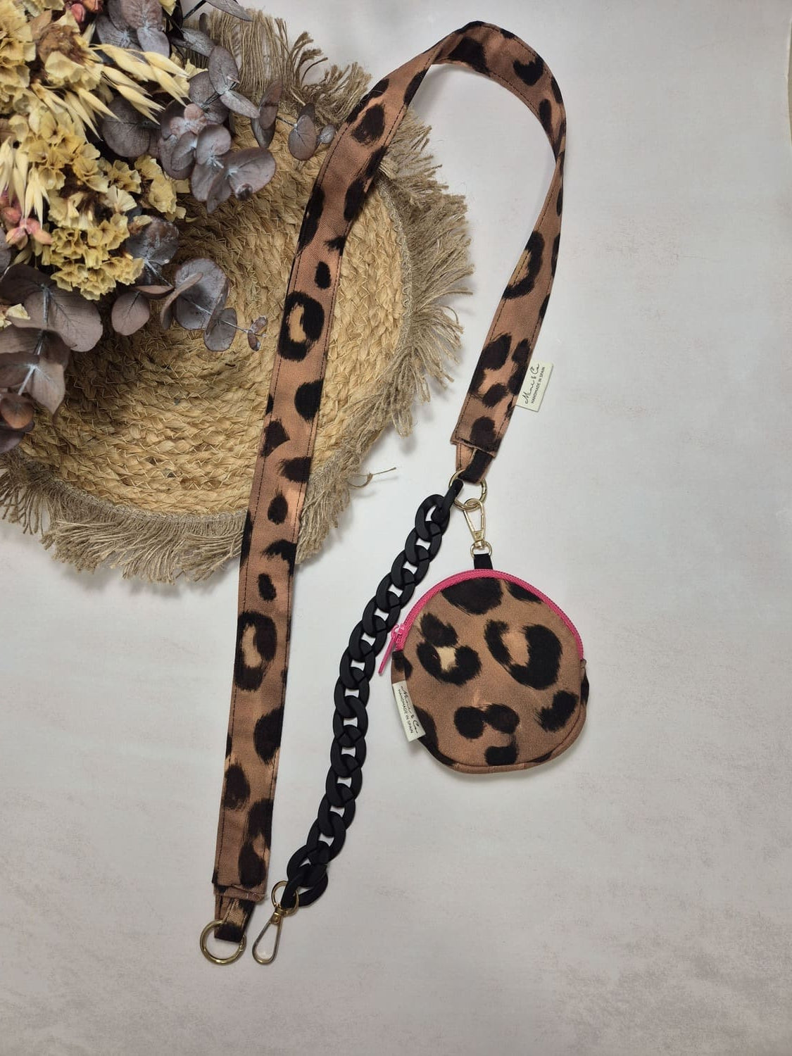 Cuelgamóvil leopardo