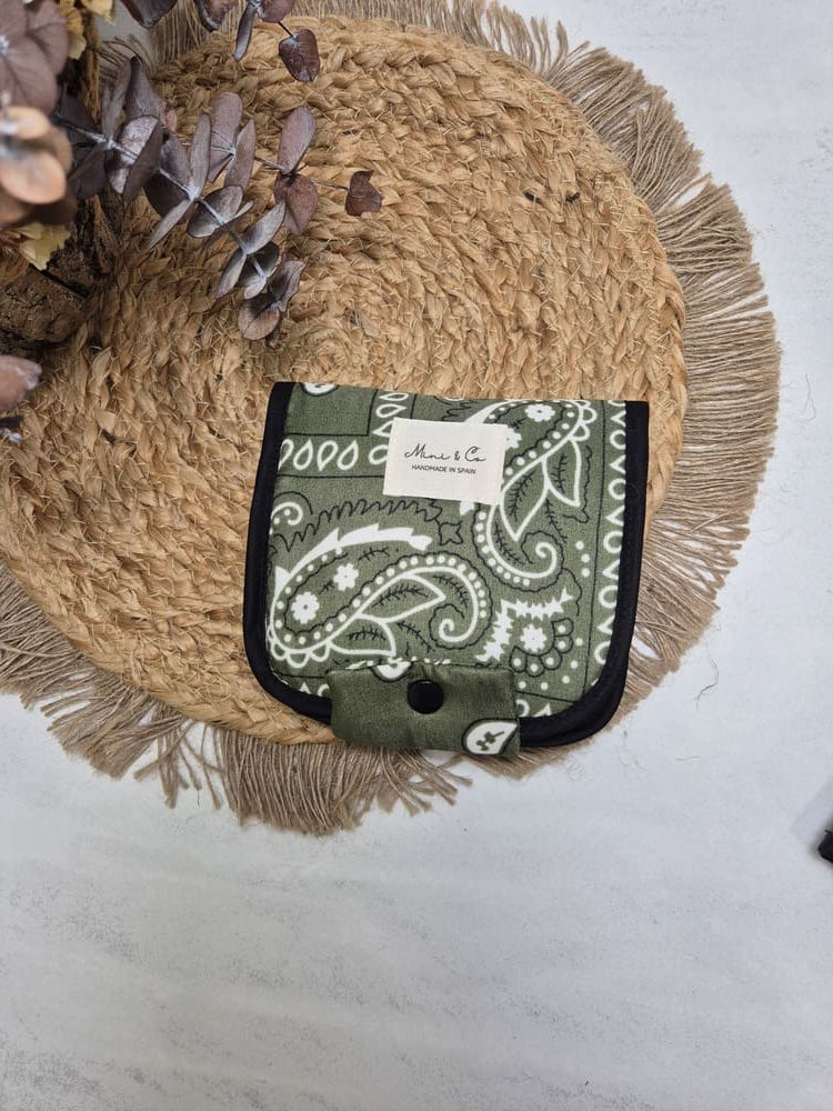Mini care bandana verde