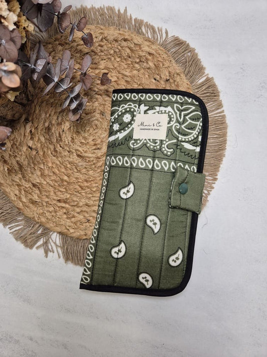 Neceser de higiene bandana verde