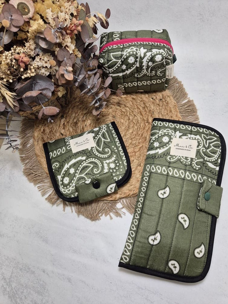 Neceser de higiene bandana verde